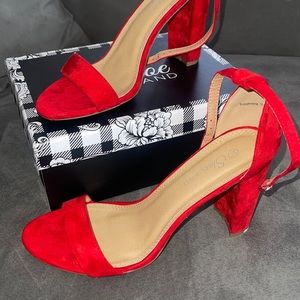 Red Size 11 Chunky Wrapped Heel